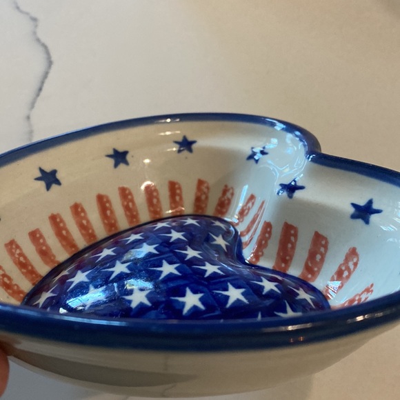Polish pottery, Americana used it as a dish or has place to hang on wall. - Picture 4 of 4